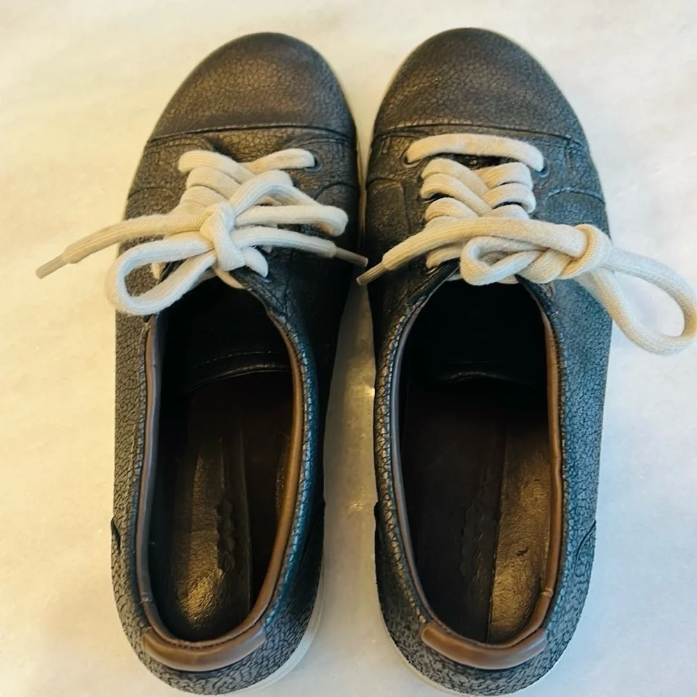 Ecco Women’s Soft 7 VII Sneaker Lace-Up Stone Metallic 38 EU 7.5 US